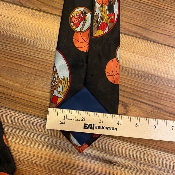Vintage men’s necktie basketball - Picture 5 of 6